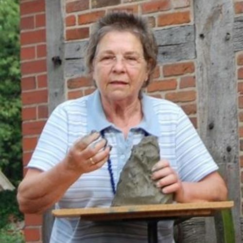 csm_Helga_Wache_Portrait_b451c2aa57.jpg